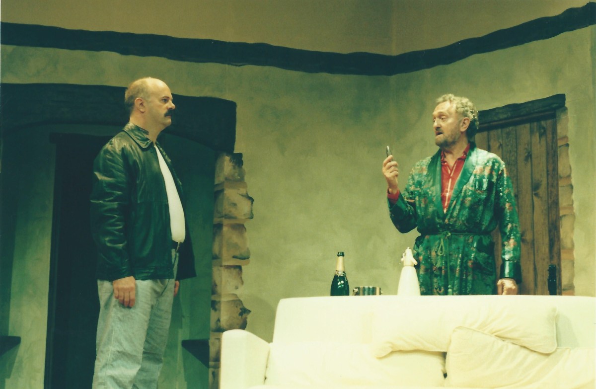 John Morton in Don't Dress for Dinner