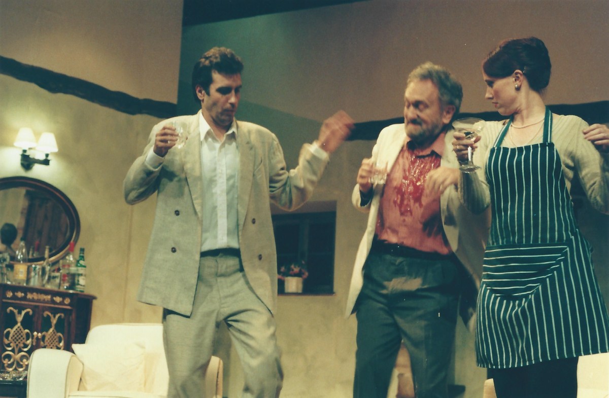 John Morton in Don't Dress for Dinner